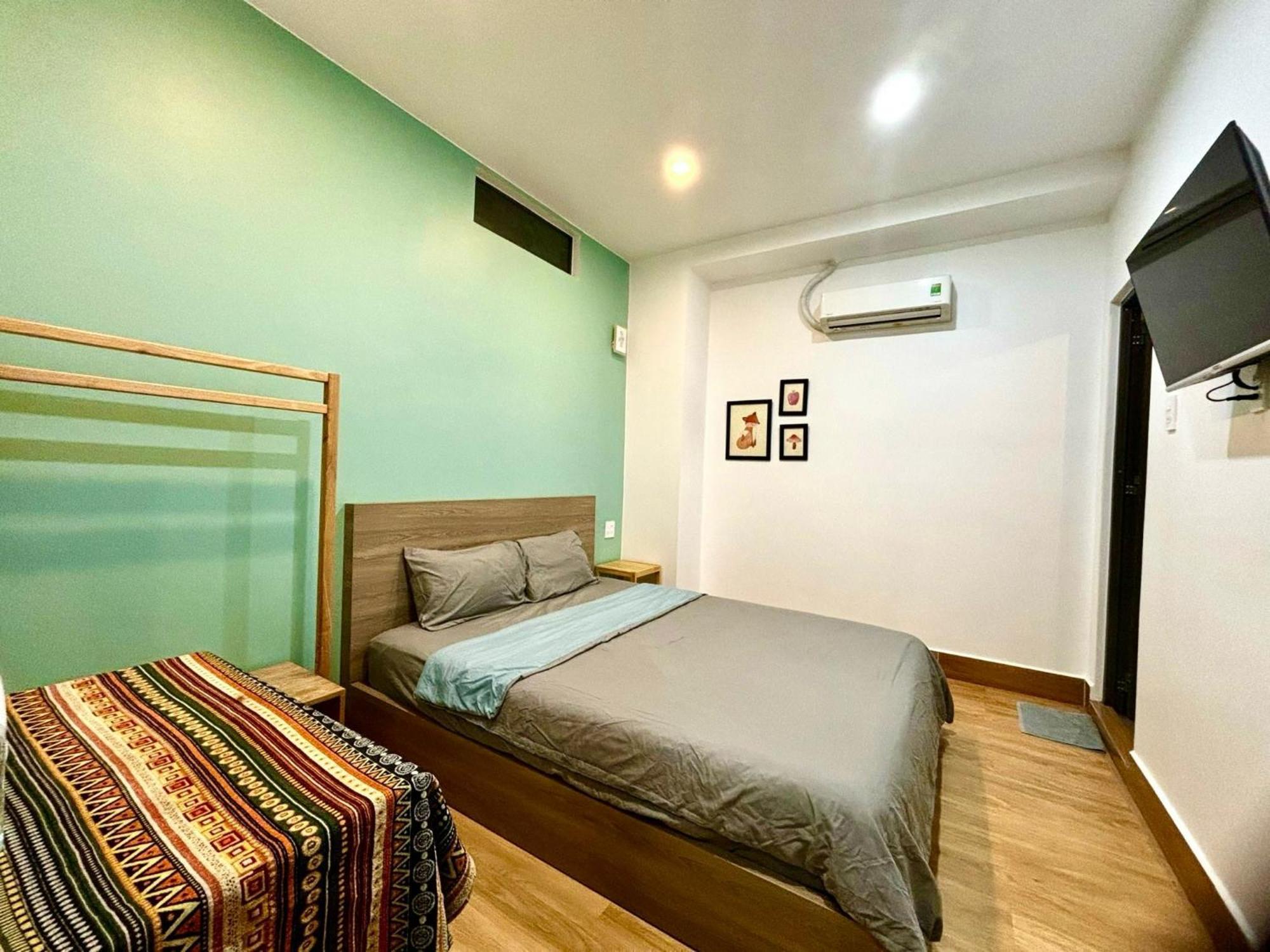 Stay Hostel 2 - 350M From The Ferry Rạch Giá Exterior foto